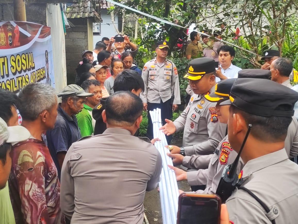 Polres-Bangli-Berikan-Fasilitas-Air-Bersih-Pada-Warga-Di-Susut-Bali.jpg