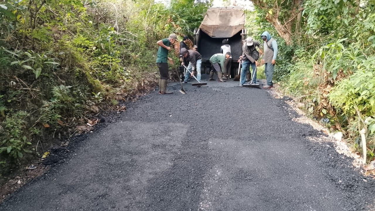 Harga Aspal Naik Tajam, Empat Paket Perbaikan Jalan Tender Ulang Di Nusa Penida Bali