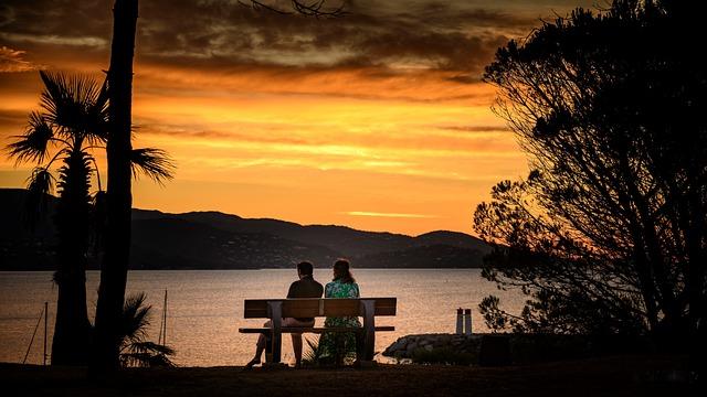 Ramalan Zodiak Minggu 30 April 2023 untuk Aries, Taurus dan Gemini: Karir, Cinta dan Kesehatan