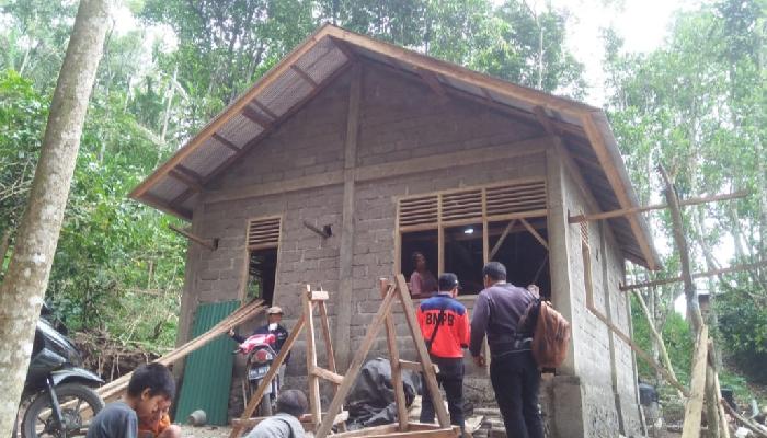 Rumah-Tipe-36-tahan-gempa-mulai-dibangun-di-Desa-Ban-dan-Desa-Pempatan.jpg