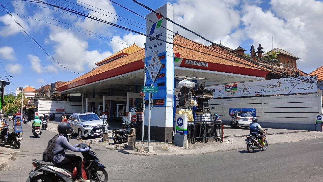 SPBU-di-Denpasar-Kenakan-Biaya-Admin-Rp-5-Ribu-Pengawas.jpg