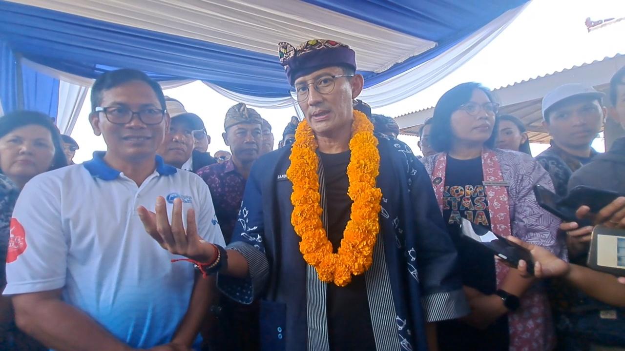 Sandiaga-Uno-Launching-Rute-Banyuwangi-Bali-Utara-Gunakan.jpg