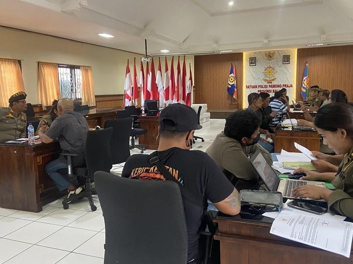Satpol-PP-Provinsi-Bali-kembali-melakukan-pemeriksaan-dan-pemanggilan-p.jpg