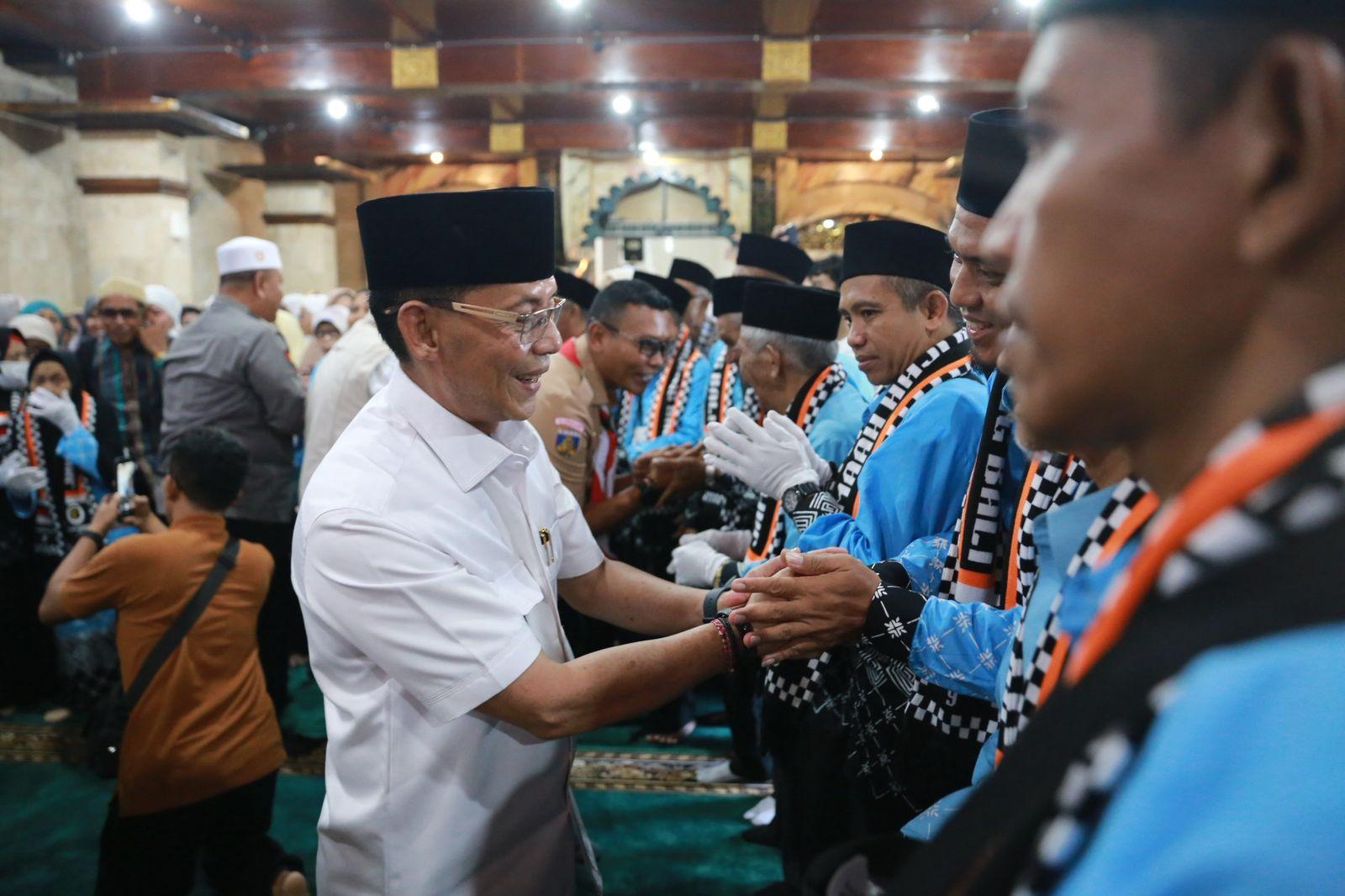Sebanyak-26-jemaah-calon-haji-asal-Kabupaten-Klungkung-dijadwalkan-berangkat-menuju-Tanah-Suci.jpg