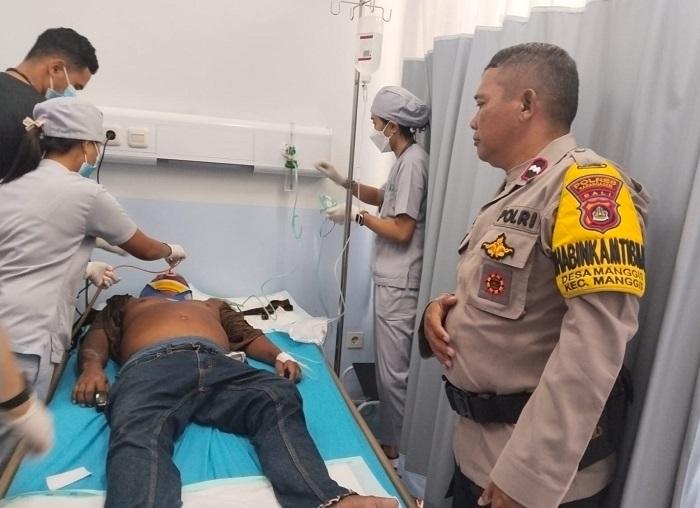 Tertimpa Kelapa di Ladang, Pria di Karangasem Dilarikan ke Rumah Sakit