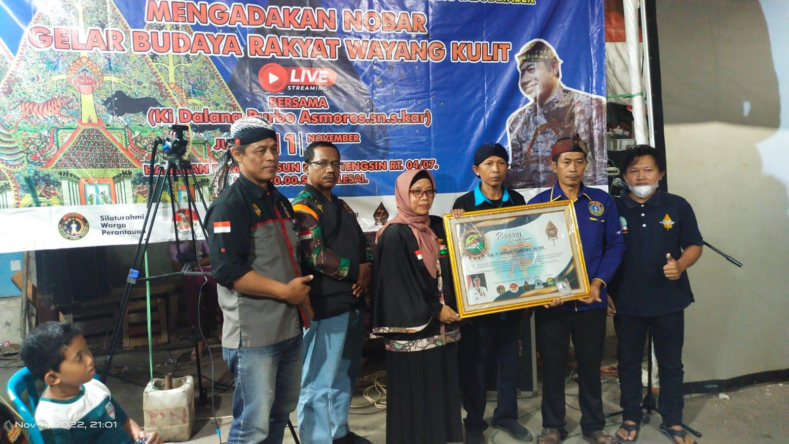 Ganjar Pranowo Raih Apresiasi dari Silaturahmi Warga Perantauan, Dukung Dalam Pelestarian Wayang