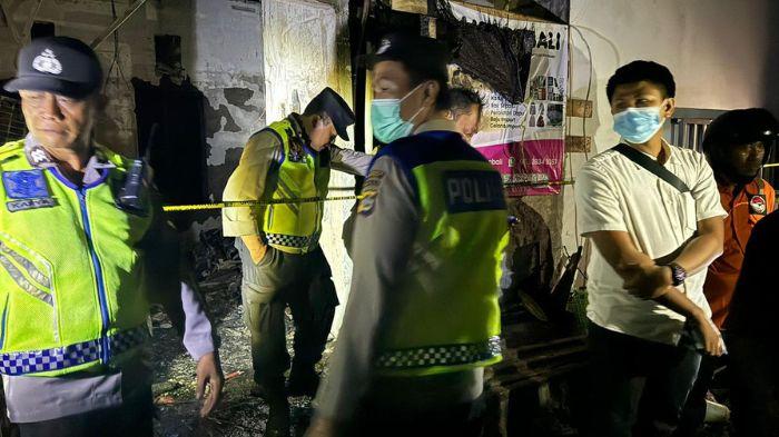 Situasi-pascakebakaran-rumah-kos-di-Jl-Dukuh-Sari-Gg-Banteng-Denpasar1.jpg