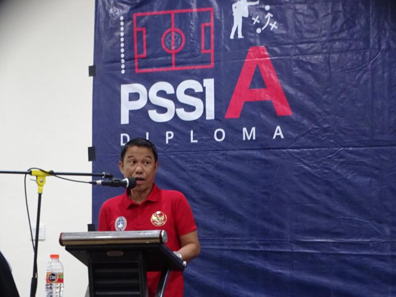 Sosok-Sekjen-PSSI-Yunus-Nusi-ff.jpg