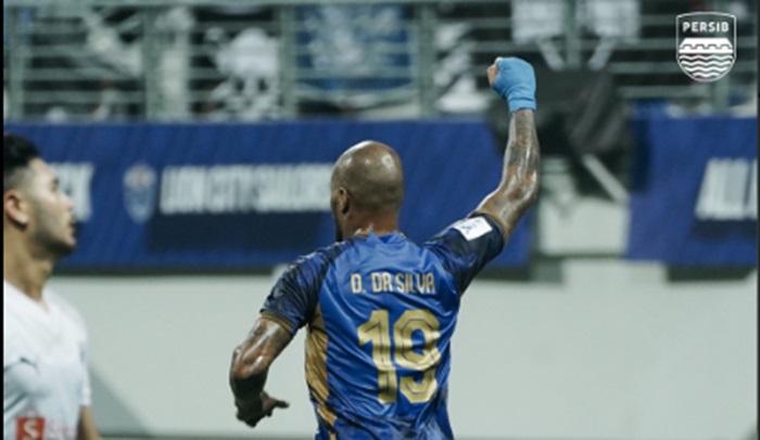Striker-David-da-Silva-melakukan-selebrasi-usai-cetak-gol-bagi-Persib-ke-gawang-Lion-City.jpg