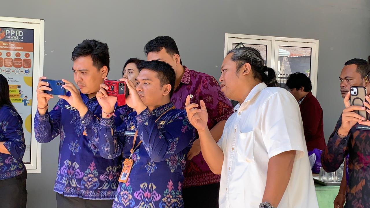 Suasana-pelatihan-produksi-konten-digital-berbasis-smartphone.jpg