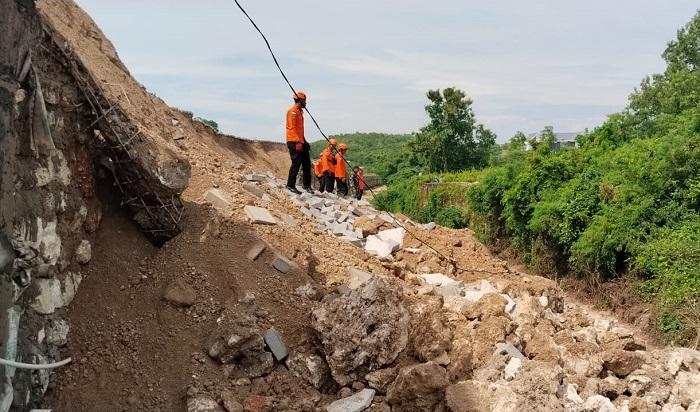 TKP-proyek-penataan-lahan-yang-berlokasi-di-utara-Jembatan-Bali-Cliff.jpg