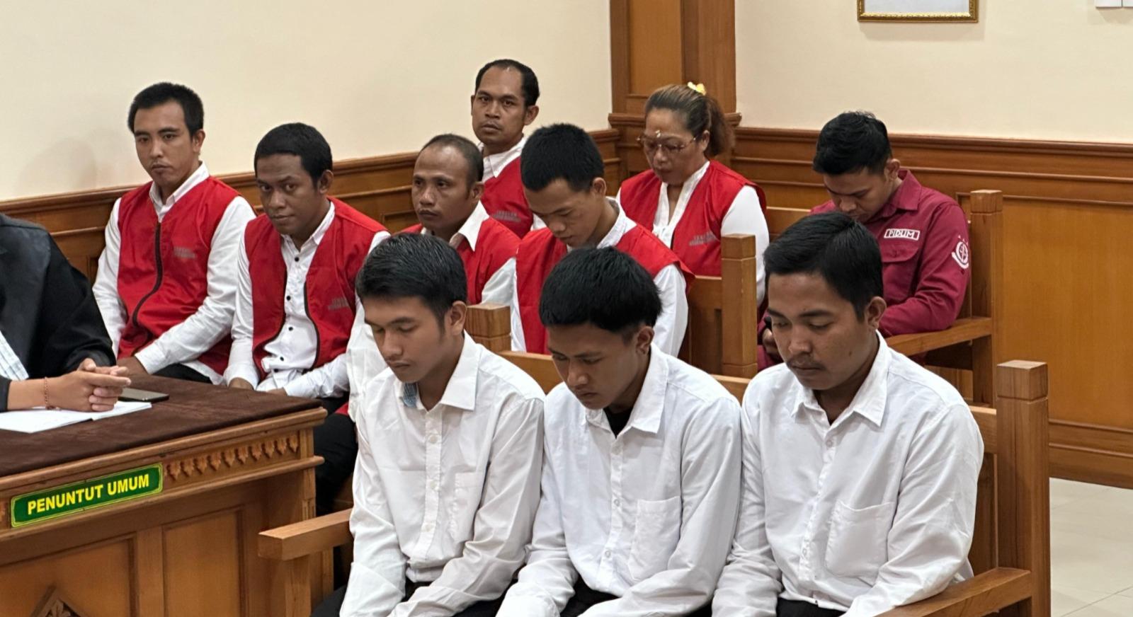 Tiga-Buruh-Proyek-Pembunuh-Mandor-di-Gianyar-Bali-Divonis-Penjara-Seumur-Hidup.jpg