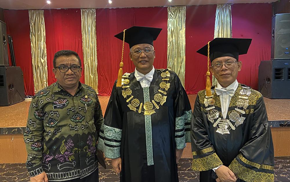 UT-wisuda-mahasiswa.jpg