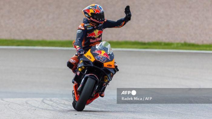 Update-Jadwal-MotoGP-Aragón-Spanyol-Melihat-Performanya-yang-Hancur-Jack-Miller-Keluar-KTM-2025.jpg