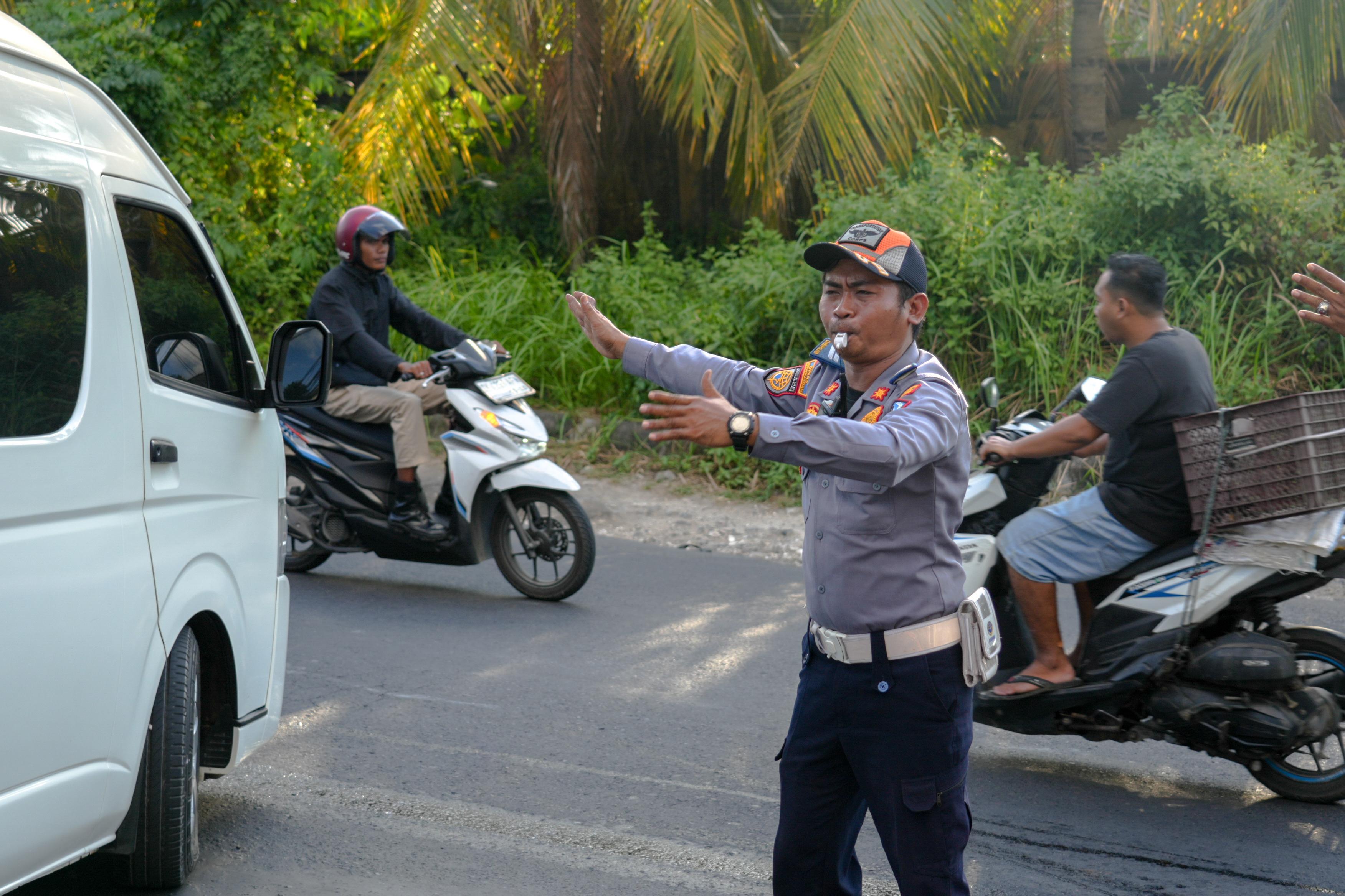 Urai-Kemacetan-Di-Pecatu-Bali-Dishub-Badung-Mulai-Terapkan-Rekayasa-Lalu-Lintas.jpg