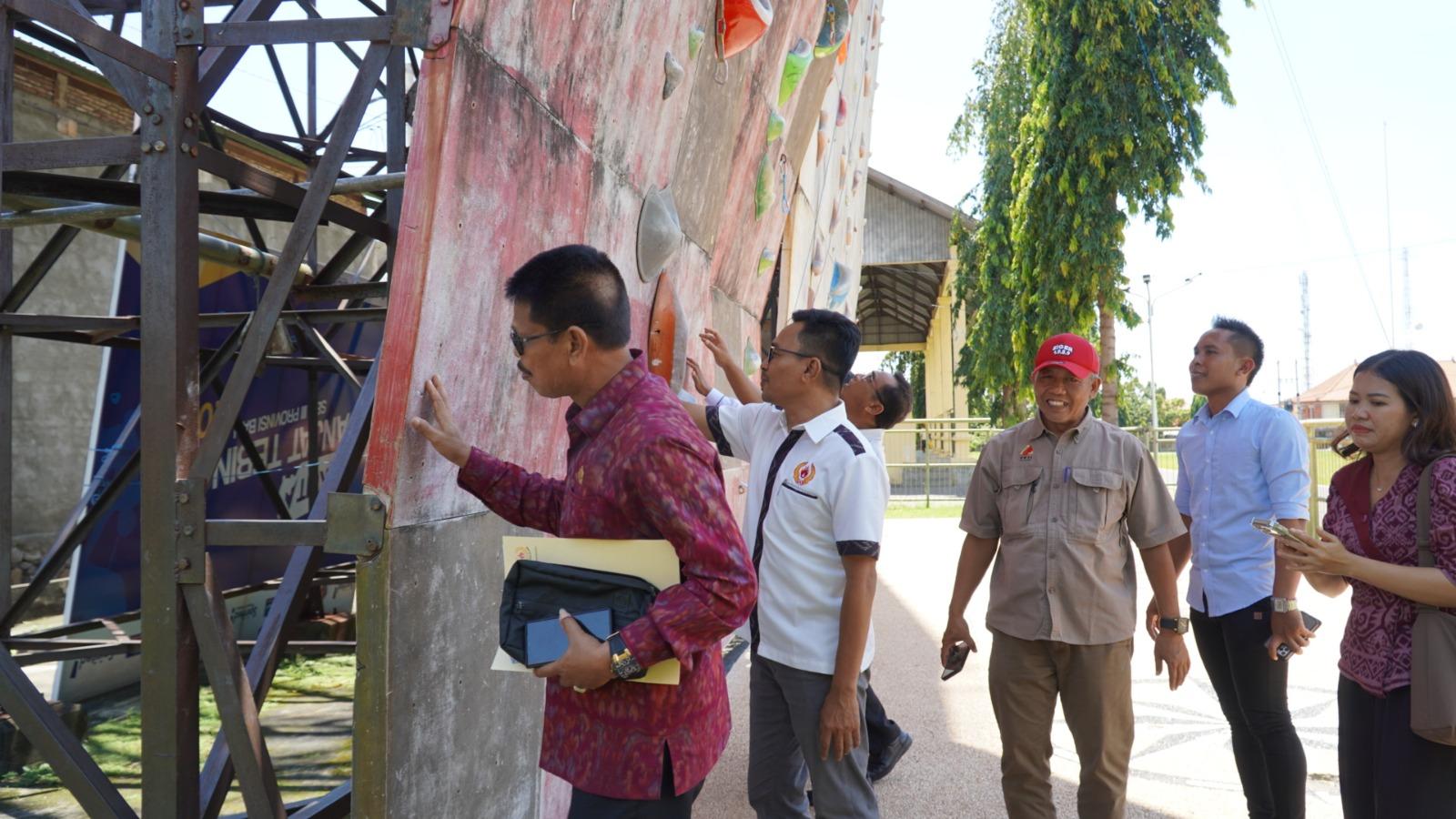 Venue-Porprov-Buleleng-Belum-Standar-DPRD-Bali-Segera-Bahas-Realisasi-Batuan-Perbaikan.jpg