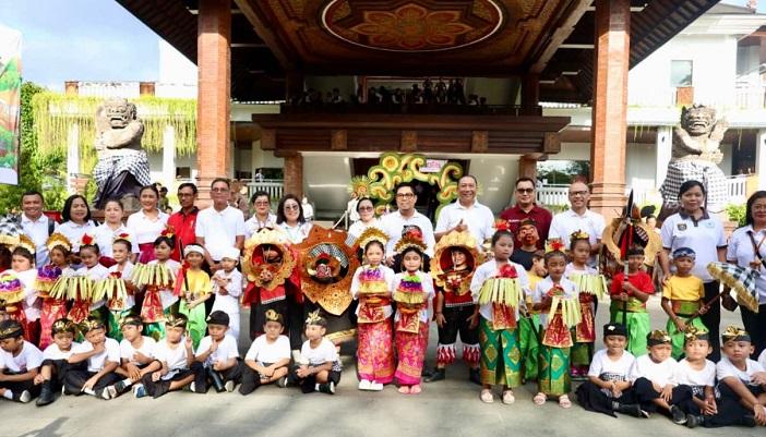 Wakil-Wali-Kota-Denpasar-I-Kadek-Agus-Arya-Wibawa-saat-menggelar-Denpasar-Education1.jpg