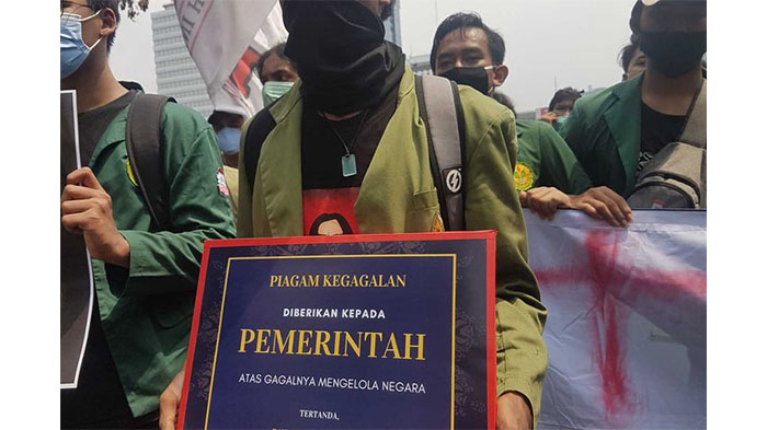 1 Tahun Jokowi-Maruf, BEM SI Gelar Demo Tolak Omnibus Law & Bawa Piagam Kegagalan untuk Pemerintah