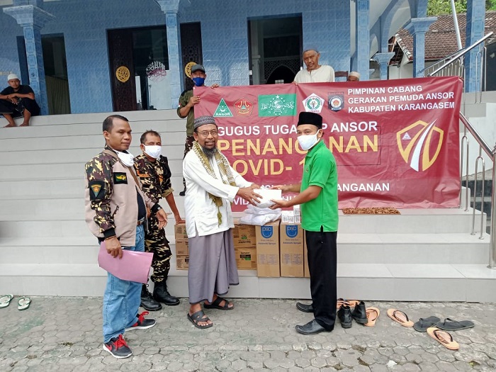 GP Ansor Karangasem Distribusikan Ribuan APD dan Alat Kesehatan