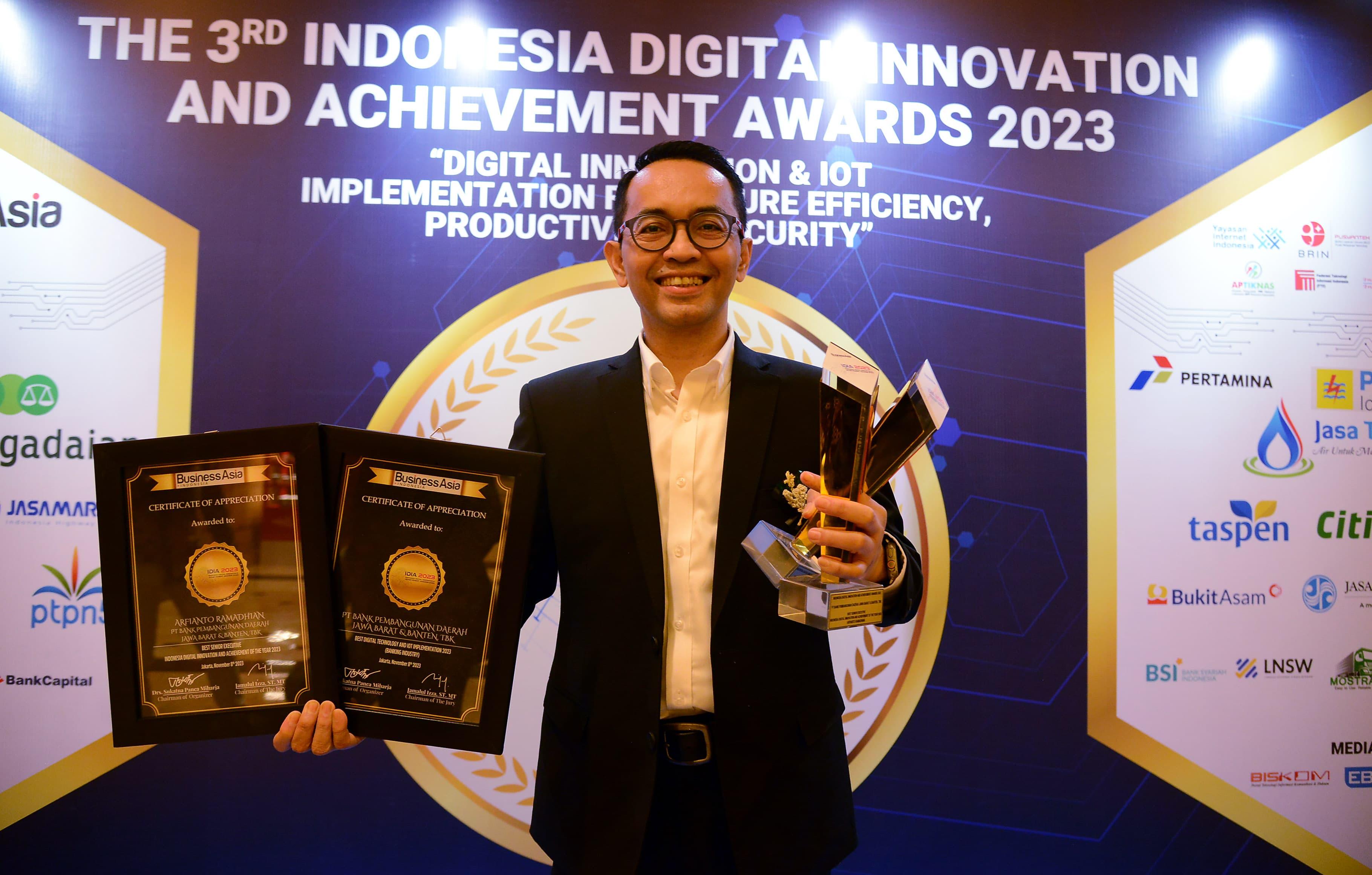bank-bjb-Raih-Best-Digital-Technology-and-IOT-Implementation-2023-in-Banking-Industry.jpg