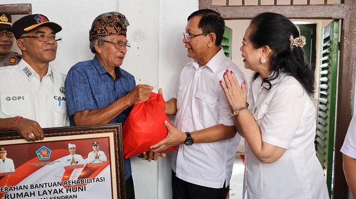 Rumah Tak Layak Huni Komang Ayu Direhab Pemkab Buleleng