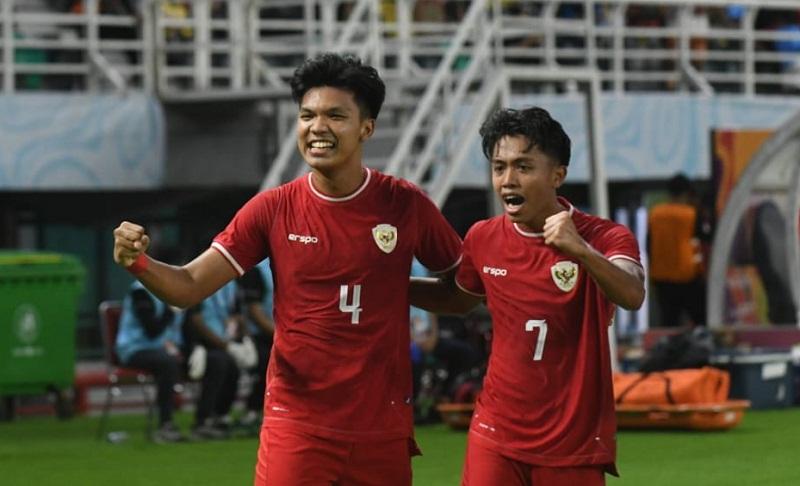bek-Timnas-Indonesia-U19-Kadek-Arel-melakukan-selebrasi-usai-cetak-gol-ke-gawang-Filipina.jpg
