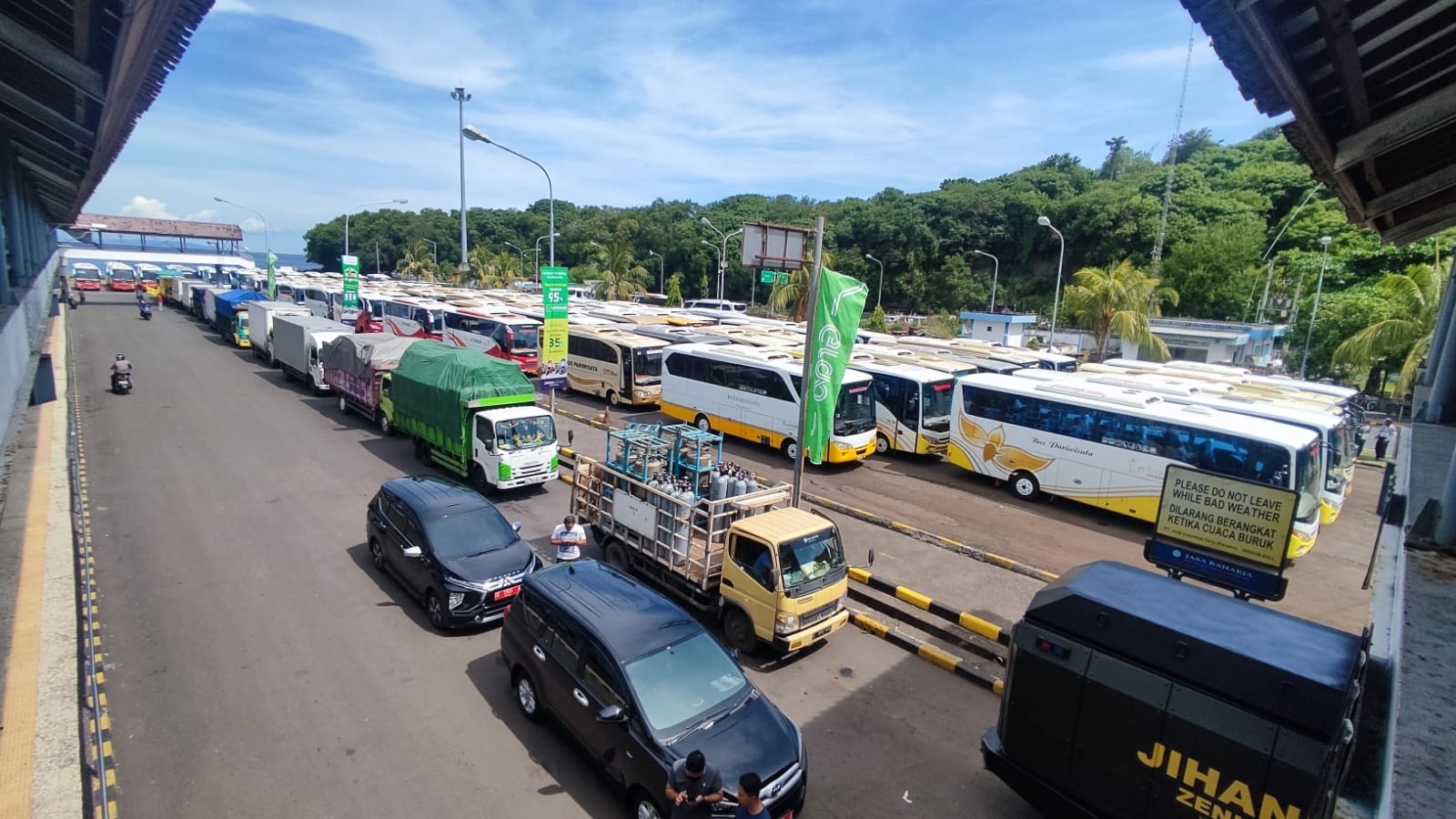 Berkah MotoGP Mandalika Bagi Bali, 100 Unit Kendaraan Bus dari PAWIBA Disewa