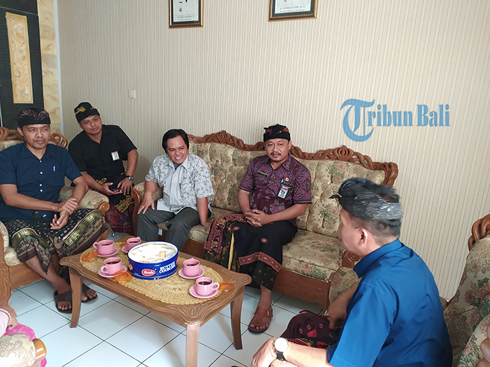 Isu Virus Corona, Kedatangan Rombongan WNA Jepang Timbulkan Kekhawatiran Warga Pedawa Buleleng
