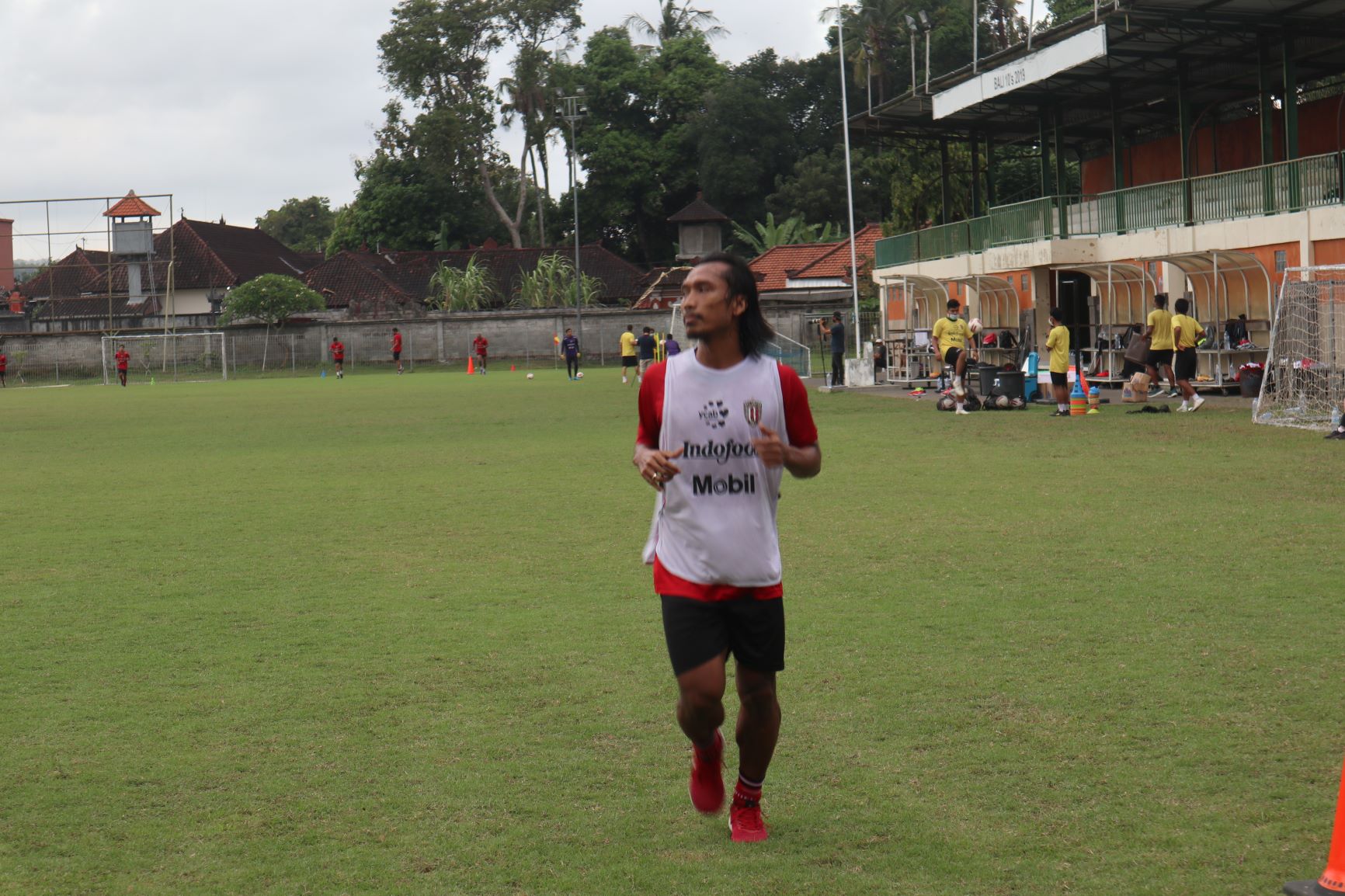 Bursa Pemain Bali United, Hariono Dikaitkan dengan Klub Juara Liga 3 2019, Teco: Dia Tak Akan Pergi