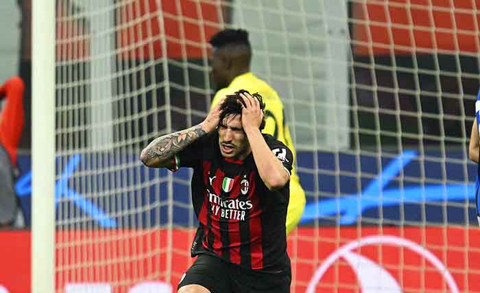gelandang-sandro-tonali-tampak-menyesal-setelah-gagal-memanfaatkan-peluang-emas-milan-vs-inter.jpg