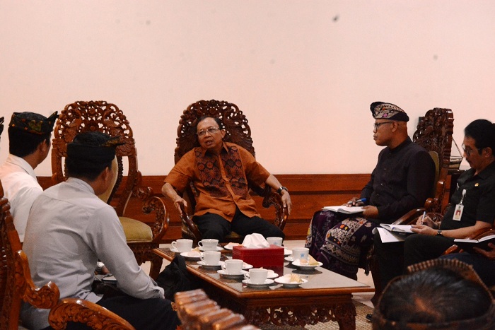 Tidak Hanya Bahasa dan Sastra, Penyuluh Bahasa Bali juga Diharapkan Menguasai Seni Budaya