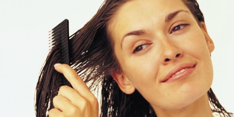 ilustrasi-menyisir-rambut_20150718_155553.jpg