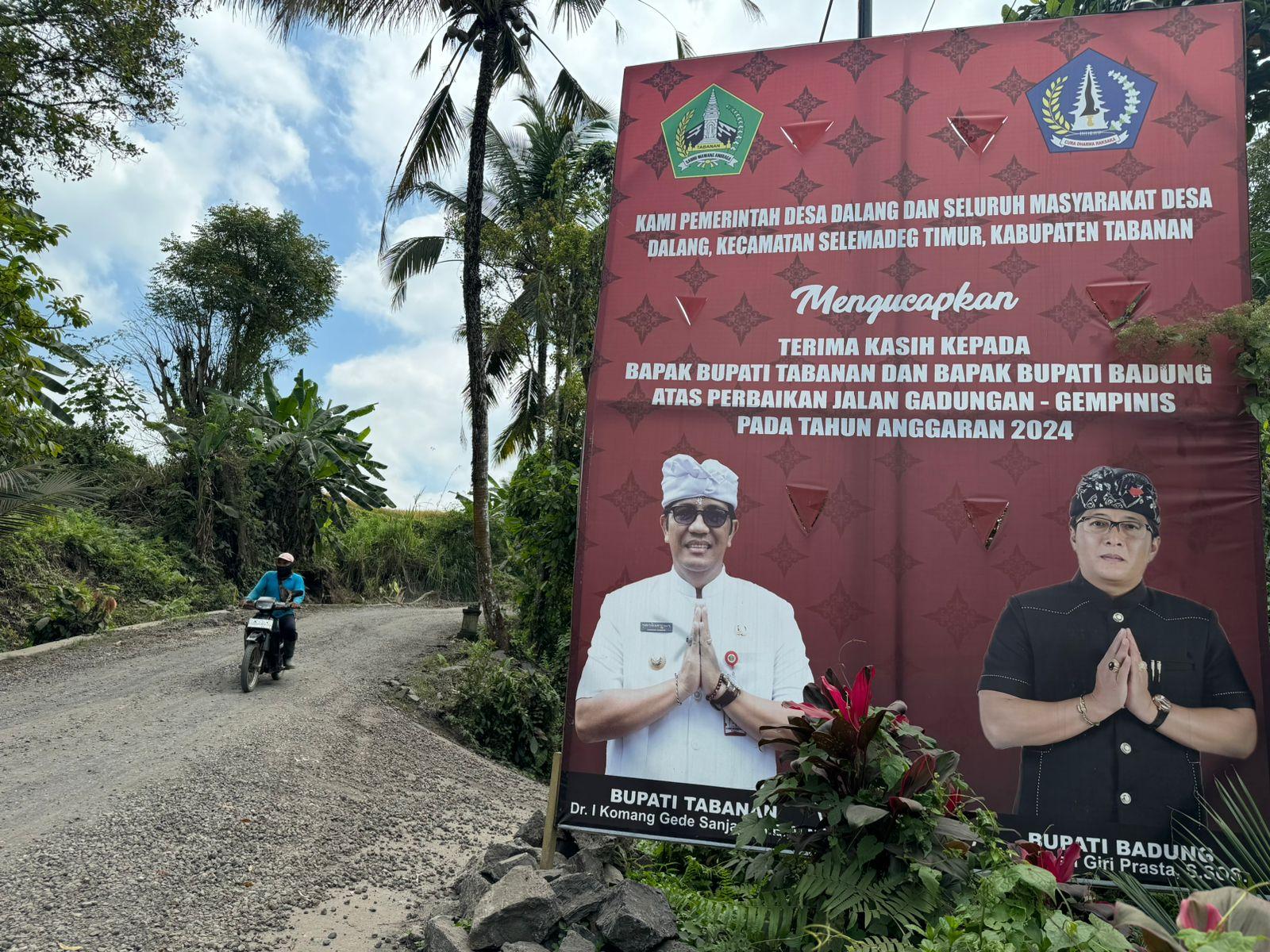 Dana BKK untuk Program Badung Angelus Buana, Bangun Jembatan Hingga Perbaikan Belasan Jalan Rusak