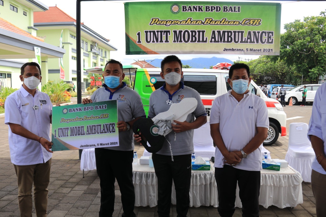 Jembrana Miliki Ambulans Swab Tes PCR