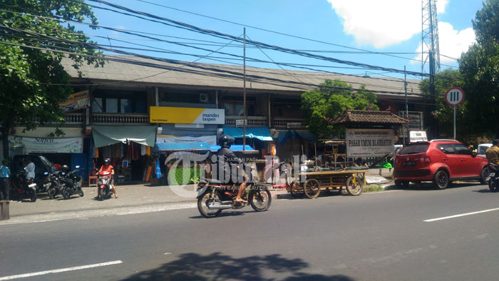 Awas Bahaya, Kabel Telkom Melintang Terlalu Rendah