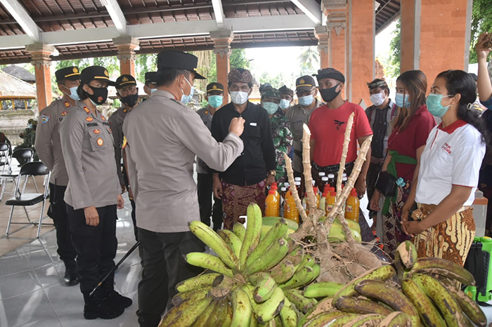 Minim Kasus Covid-19 Desa Kuwum Dinobatkan sebagai Desa Tangguh Dewata oleh Polres Badung