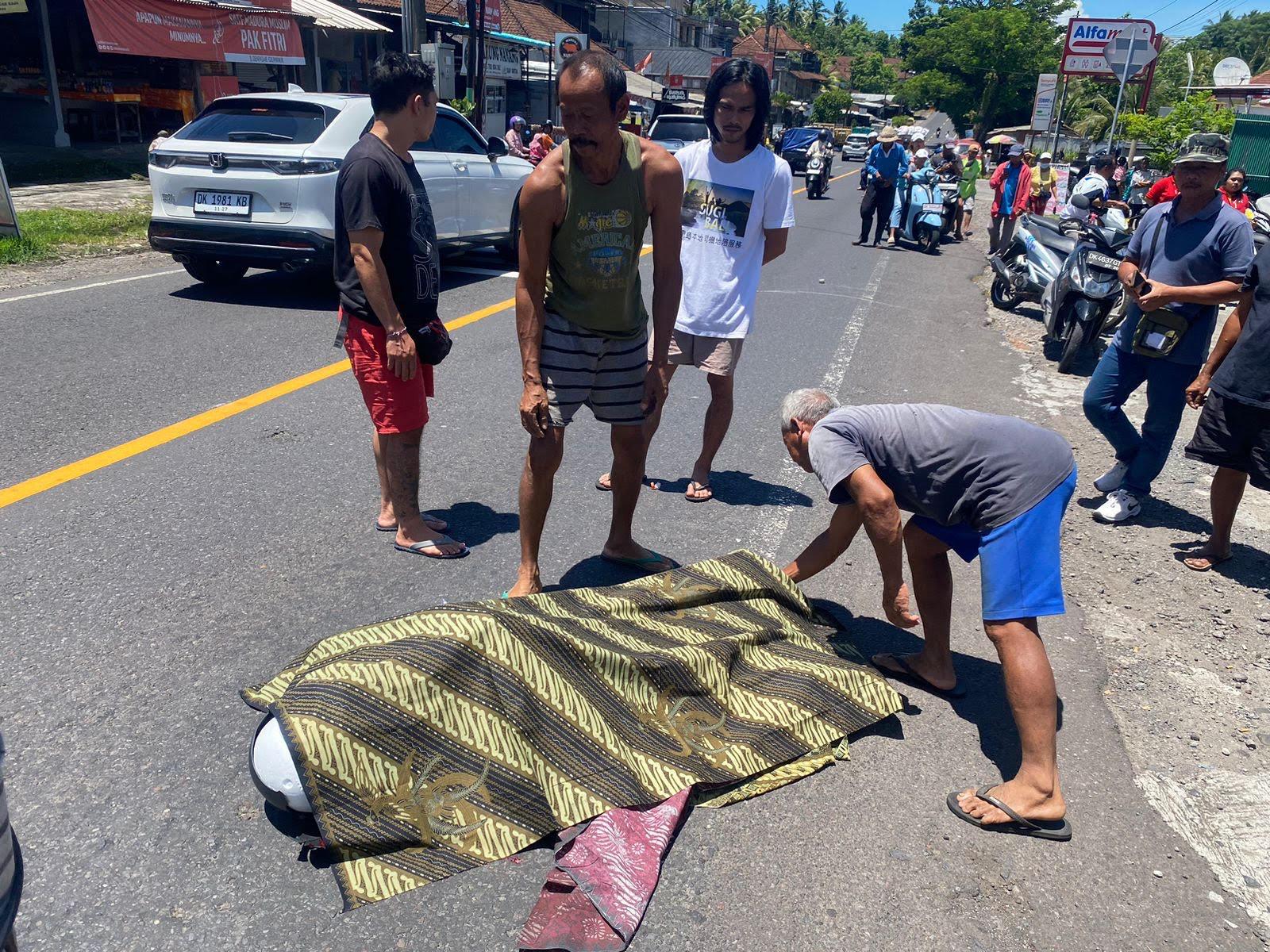 kecelakaan-maut-di-selemadeg-tabanan-wanita-tewas.jpg