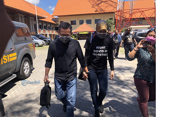 Sandrina Malakiano Akui Sering Tak Sependapat dengan Jerinx