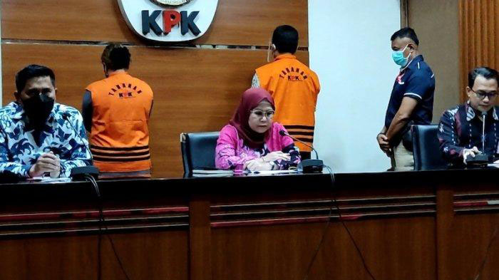 kpk-menetapkan-tiga-tersangka-kasus-dugaan-suap-pengur.jpg