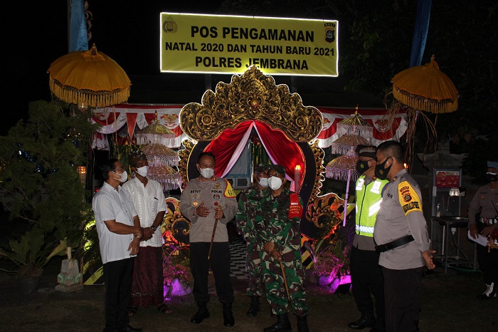 Polres Jembrana Pantau Lima Gereja dari Pekutatan hingga Melaya