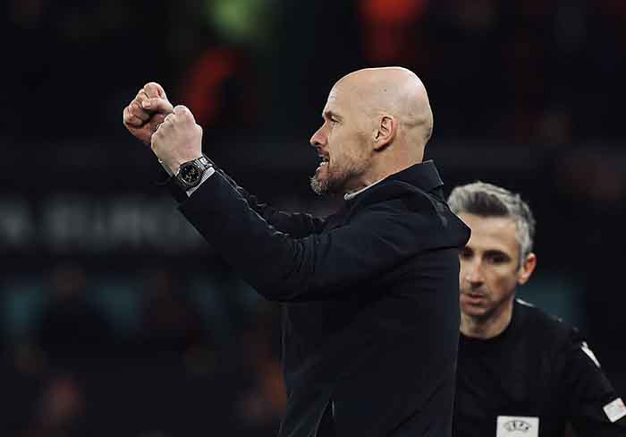 pelatih-man-united-erik-ten-hag-berselebrasi.jpg