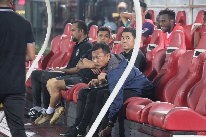 Dengan Fighting Spirit Pemain Persita, WCP Yakin Dapat Tekuk Persib Malam Ini