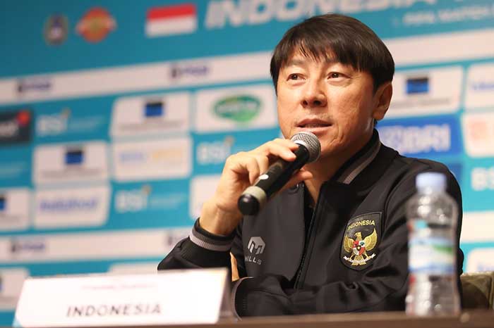 pelatih-timnas-indonesia-shin-tae-yong-dalam-jumpa-pers-sebelum-pertandingan-laga-fifa.jpg