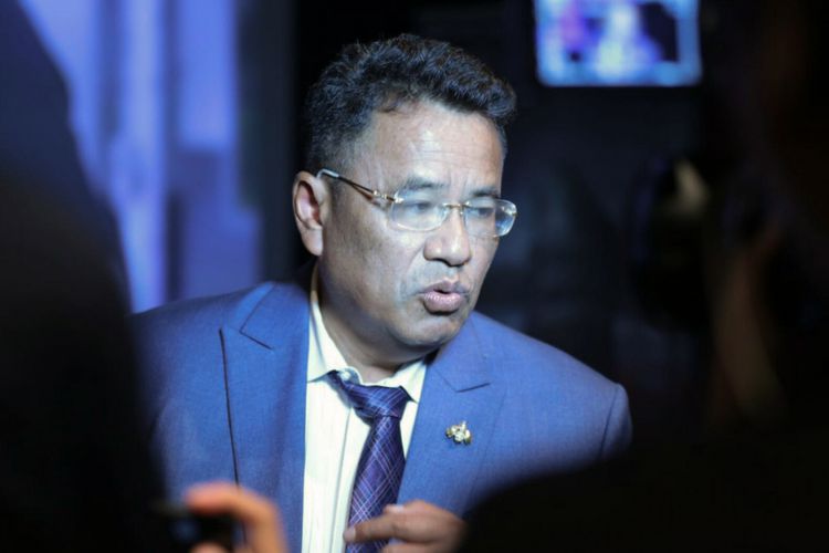 Tak Terima dengan Julukan 'OKB' Hotman Paris Tunjukkan Foto Masa Mudanya, dan Sindir Nama Poltak