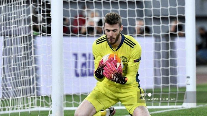 bali/penjaga-gawang-manchester-united-spanyol-david-de-gea-menghentikan-bola-selama-pertandingan.jpg