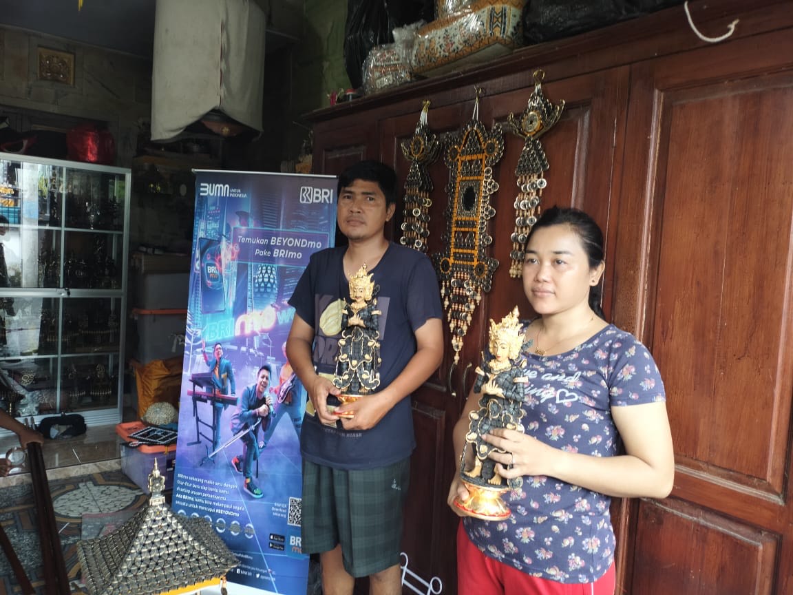 Perajin Uang Kepeng di Klungkung Bertahan Saat Pandemi