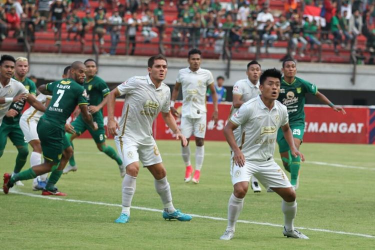 persebaya-vs-pss.jpg