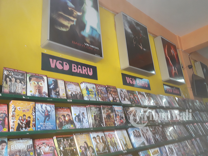 Situs Download Film Ilegal Merajalela, Nasib Rental VCD dan DVD Denpasar di Ujung Tanduk