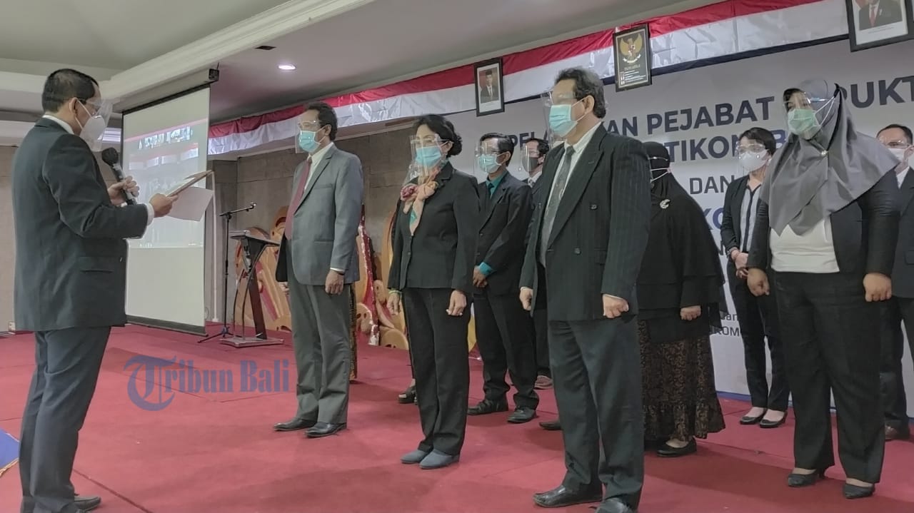 Rektor Lantik Pejabat ITB STIKOM Bali, Akan Kembangkan Sistem Pembelajaran Baru Bagi Mahasiswa