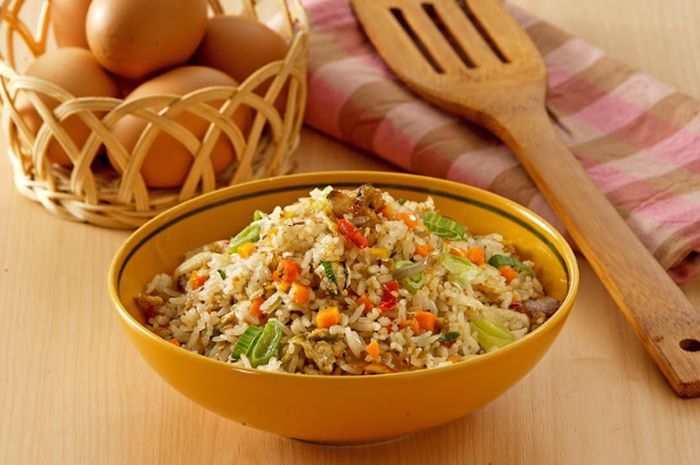 resep-nasi-goreng-bumbu-iris-menu-sarapan-nikmat-dengan-aroma-yang-nendang-pasti-suka.jpg